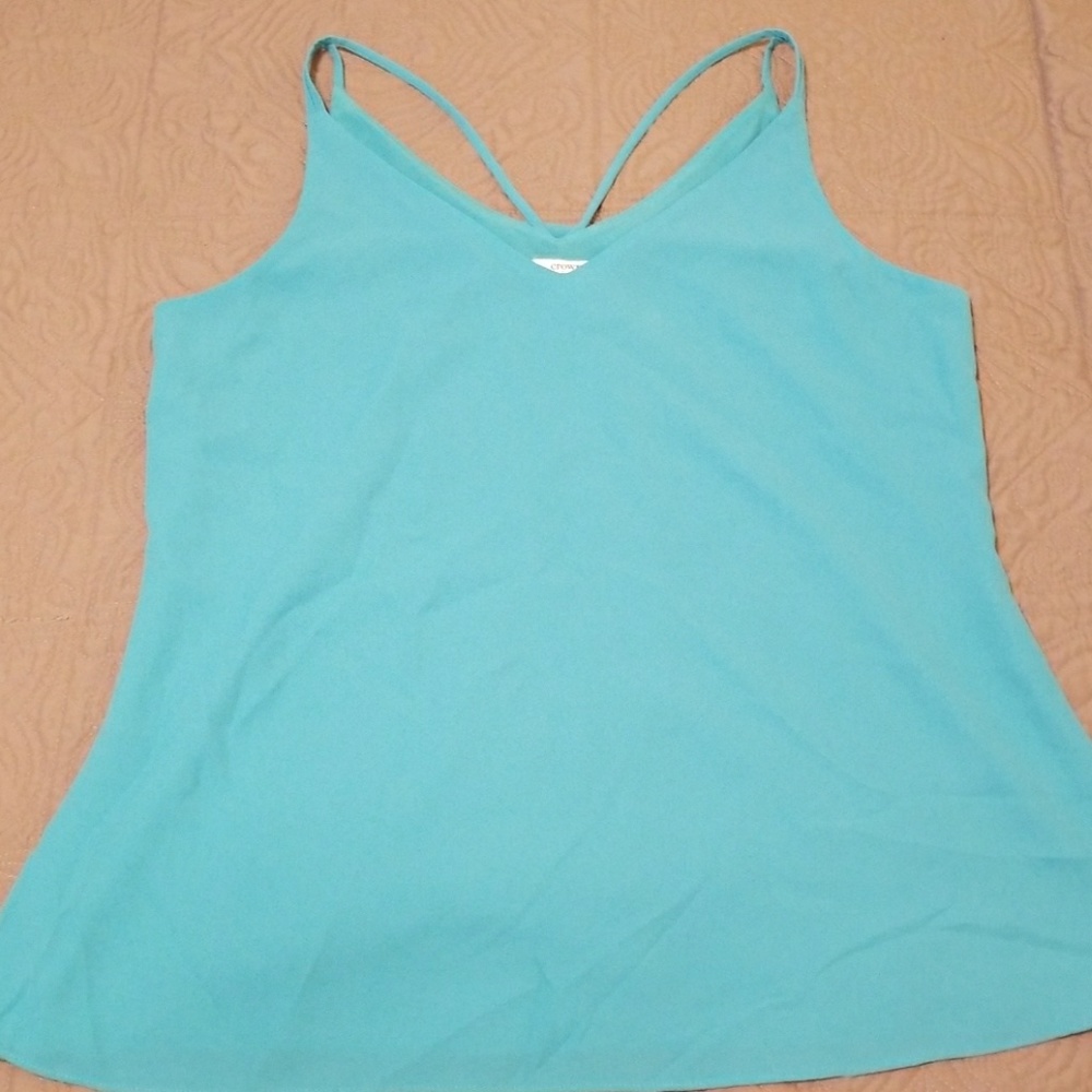 NWOT Crown and Ivy Strappy shell